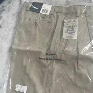 NWT Greg Norman Khaki Golf Shorts